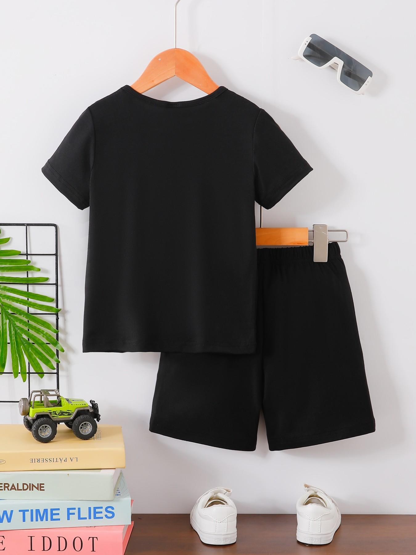 Boys' Playful Dino-Driving-Car - Summer Clothing Drive のレビューと価格