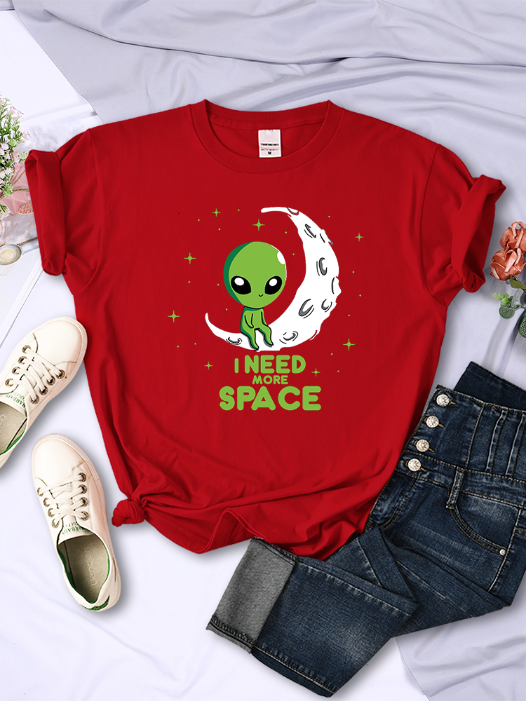 I Need More Space Green Alien  - Summer Clothing Needs のレビューと価格